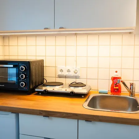 Pauline In Gera-untermhaus - Geras Lage - Wlan - Terrasse - Fuer 1 - 2 Personen