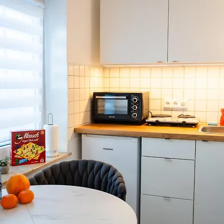 Pauline In Gera-untermhaus - Geras Lage - Wlan - Terrasse - Fuer 1 - 2 Personen *