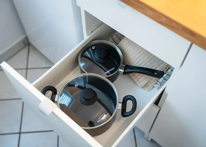 Pauline In Gera-untermhaus - Geras Lage - Wlan - Terrasse - Fuer 1 - 2 Personen * Gera